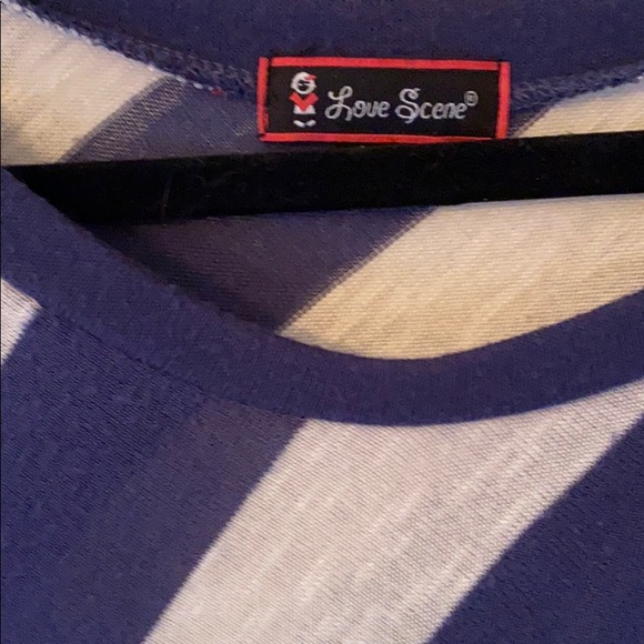 Light Knit Top - Picture 2 of 5